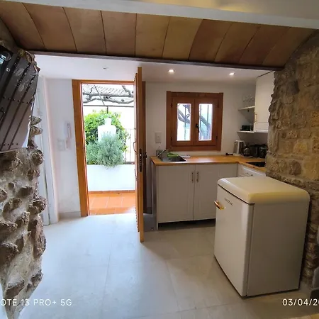 La Casita De La Parra Tatil Evi *